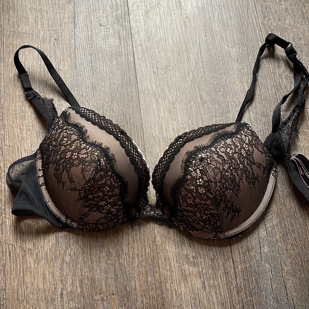 VS very sexy bra